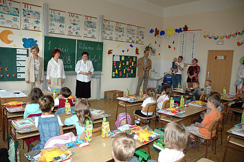 První den prvňáčků ZŠ Kasejovice 2008