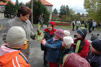 Slavnostní osázení svahu u nového hřiště 2007