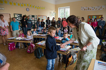 V ZŠ Kasejovice přivítali nové prvňáčky.