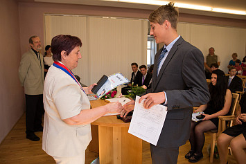 Slavnostní předání vysvědčení absolventům Základní školy Kasejovice 27.6.2014