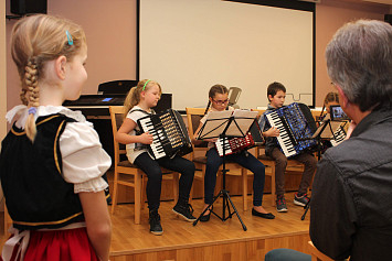 Koncert žáků ZUŠ v Kasejpvicích 2014