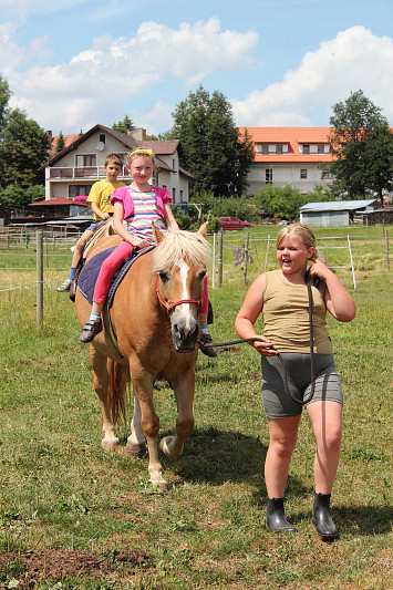 Příměstský tábor 2015 "Zlatá řemesla - nesla či nenesla?"