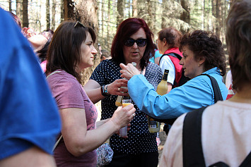 Velikonoční výšlap ke studánce sv. Vojtěcha v Berandubu