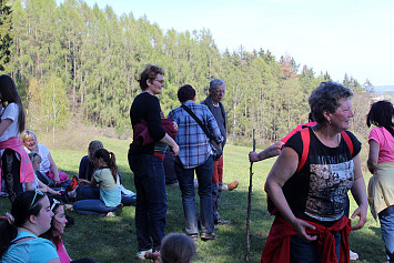 Velikonoční výšlap ke studánce sv. Vojtěcha v Berandubu