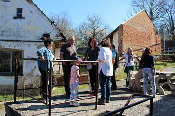 Velikonoční výšlap ke studánce sv. Vojtěcha v Berandubu