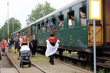 Parní vlak připomněl 120 let trvání místní lokálky