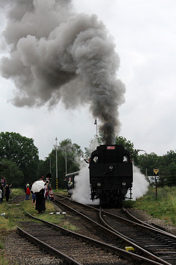 Parní vlak připomněl 120 let trvání místní lokálky