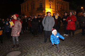 Zpívání koled s Českým rozhlasem Plzeň