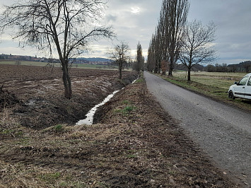 Silnice bezpečnější, příkopy čistější