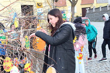 Kasejovice mají velikonoční strom