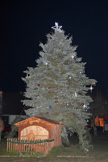 Adventního odpoledne a rozsvícení vánočního stromu